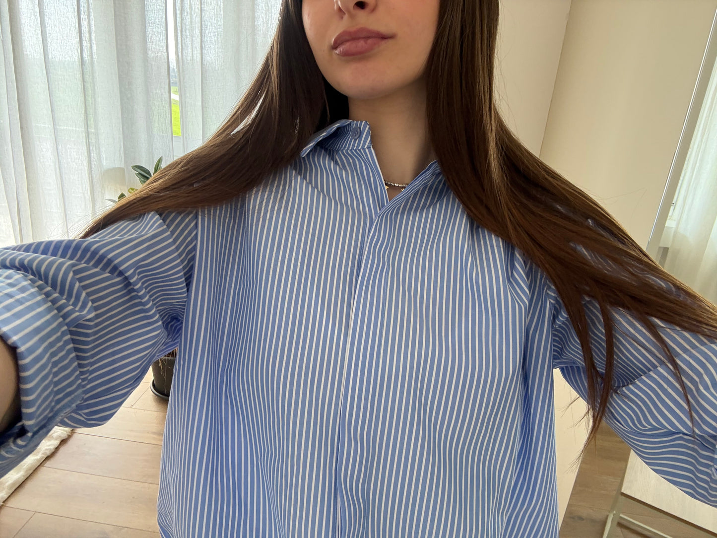 Camicia a righe azzurra