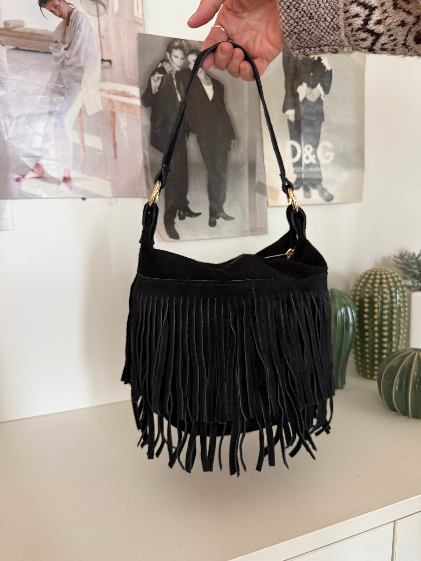 Borsetta “secchiello” scamosciata con frange - Nero - in vera pelle