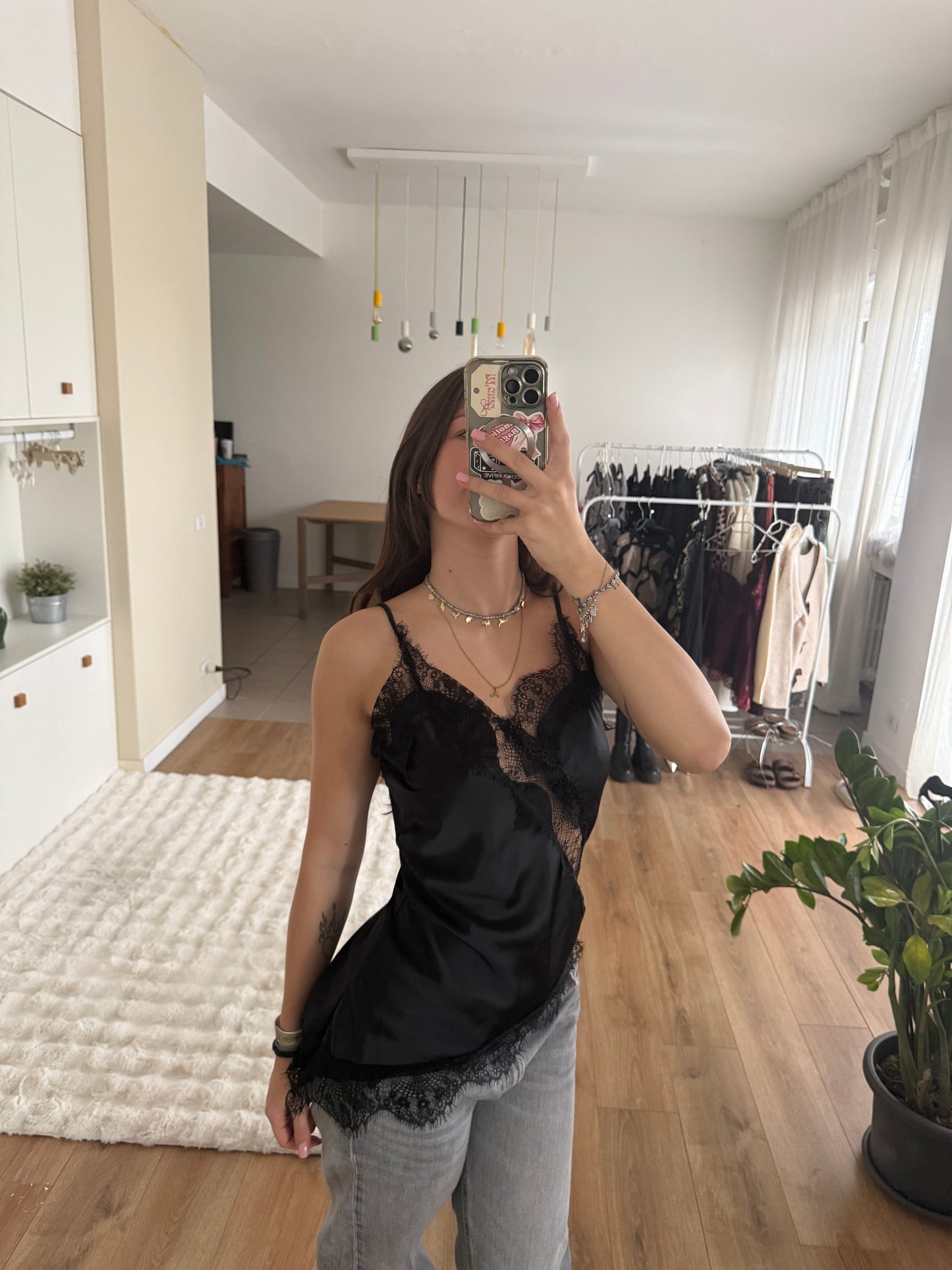 Canottiera satin e pizzo - NERO