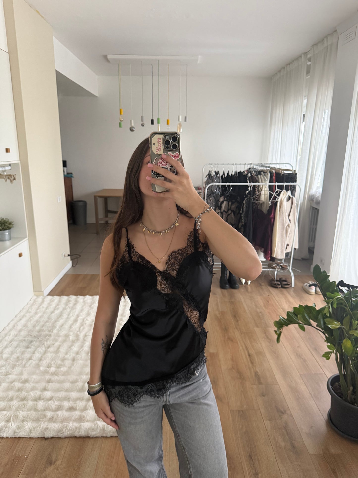 Canottiera satin e pizzo - NERO