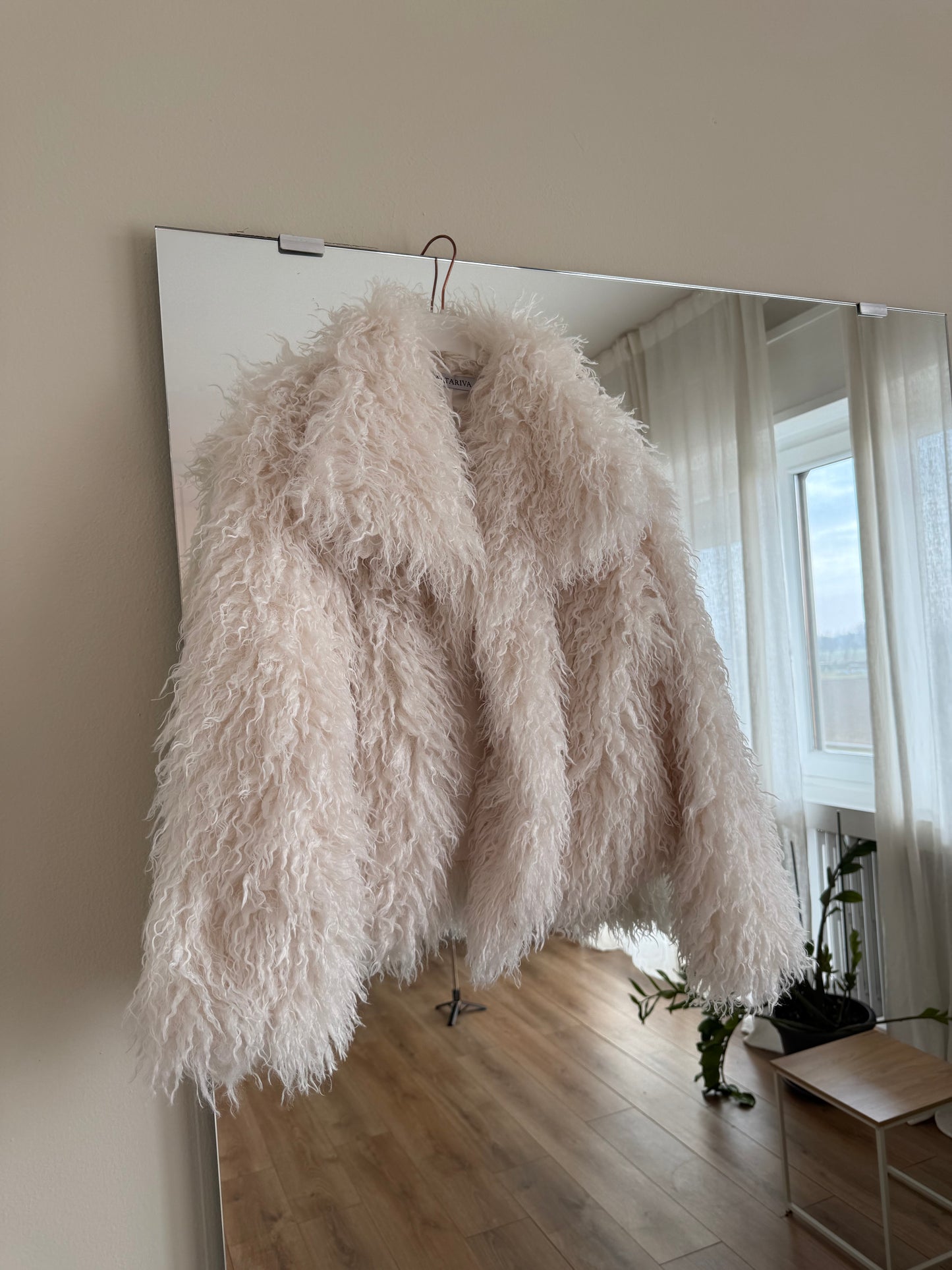 Pelliccia mongolia - bianca PREORDINE