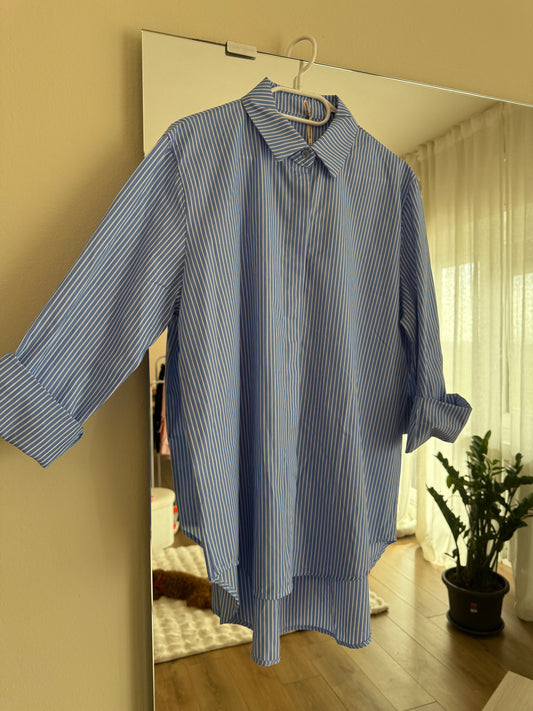 Camicia a righe azzurra