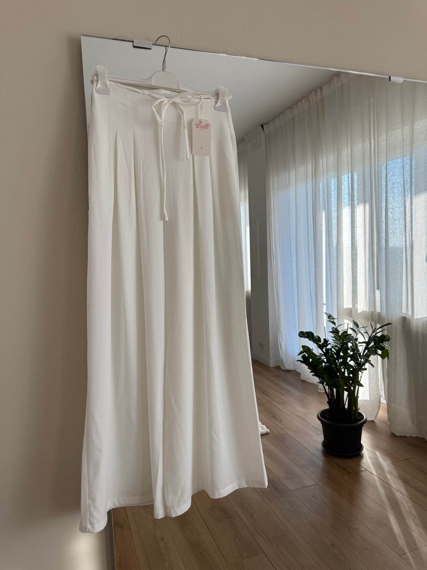 Pantalone palazzo con laccetto